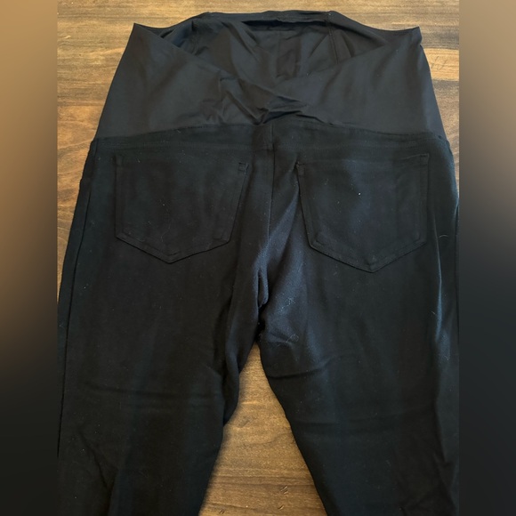 Isabel maternity black skinny pants with pockets size small - Picture 4 of 4